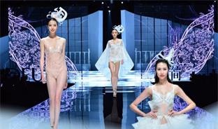 怎样的一场时尚SHOW，能吸引维秘导演Rene亲临助阵？！